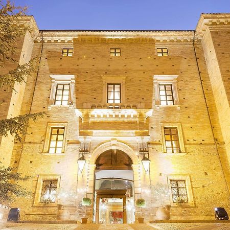 Castello Chiola Dimora Storica Hotel Loreto Aprutino Kültér fotó
