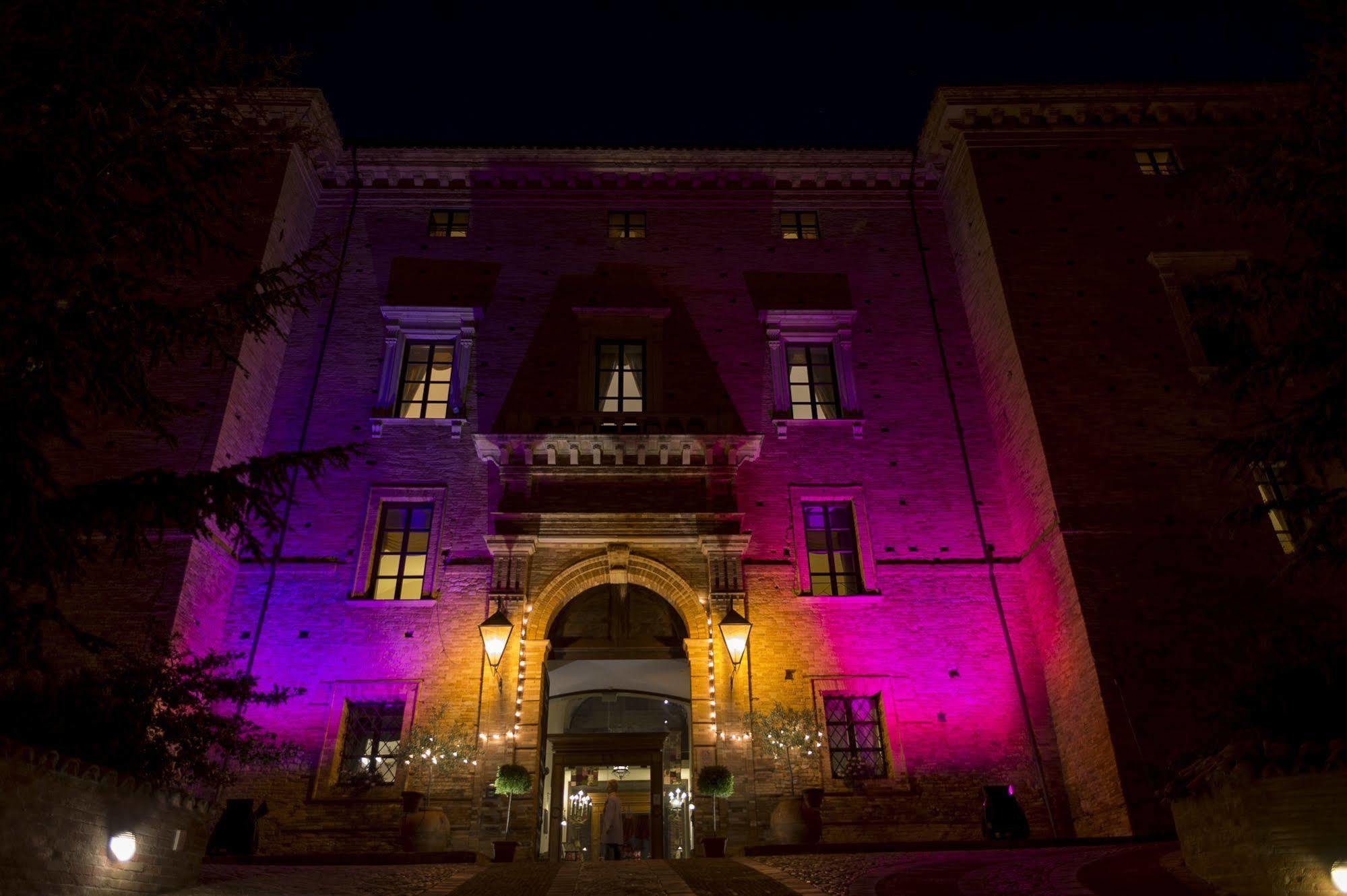 Castello Chiola Dimora Storica Hotel Loreto Aprutino Kültér fotó