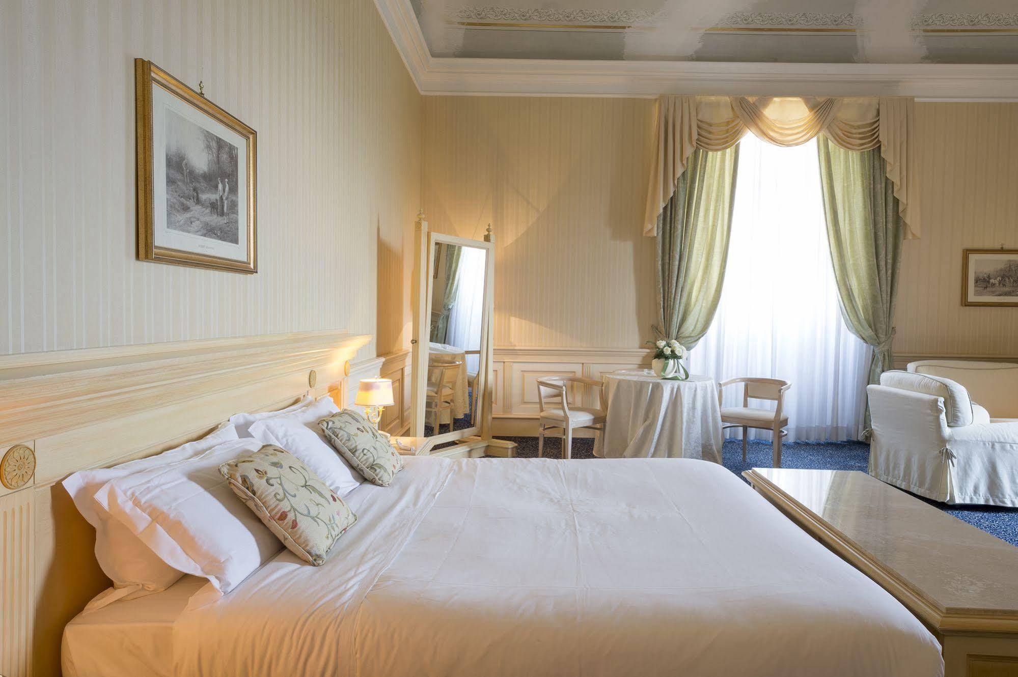 Castello Chiola Dimora Storica Hotel Loreto Aprutino Kültér fotó